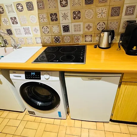 2-bed Close To Louvre