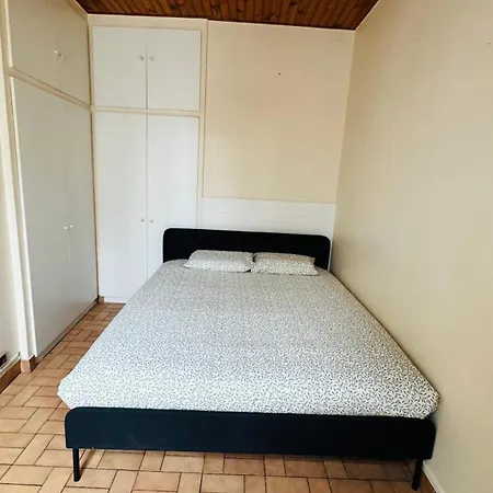 Appartement 2-bed Close To Louvre Paris