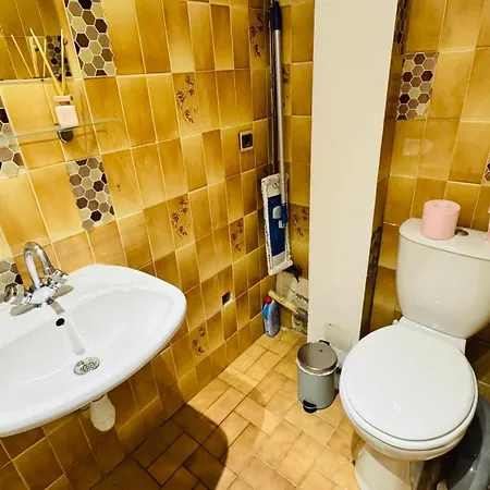 2-bed Close To Louvre