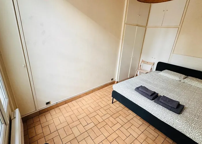 2-bed Close To Louvre * Paříž
